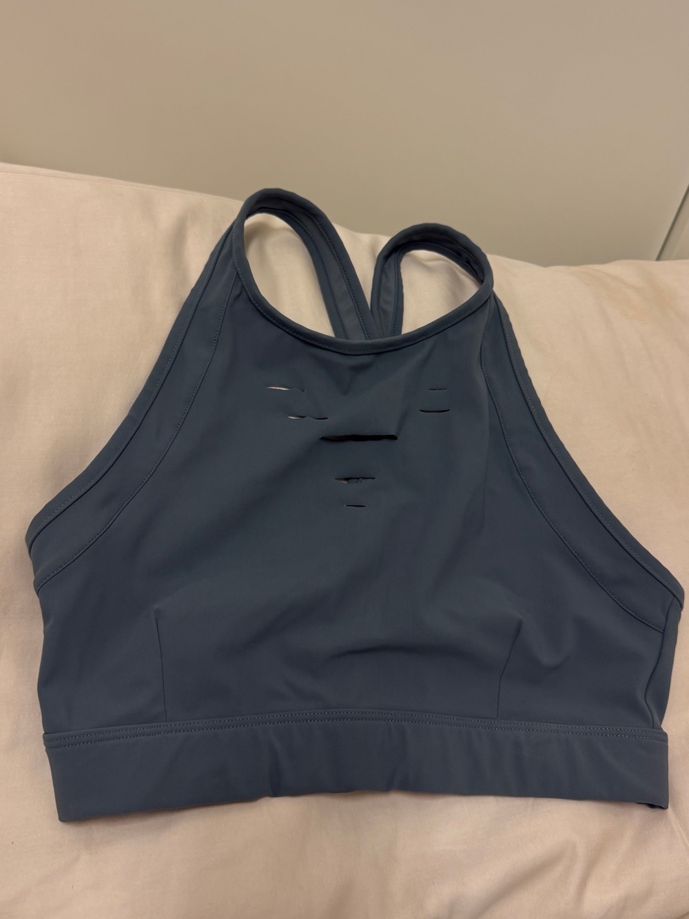 ALO Yoga High Neck Sports Bra in Slate